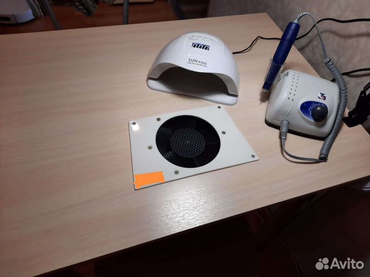 Пылесос для маникюра встроенный со столешницей