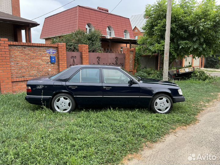 Mercedes-Benz E-класс 2.2 МТ, 1994, 510 200 км