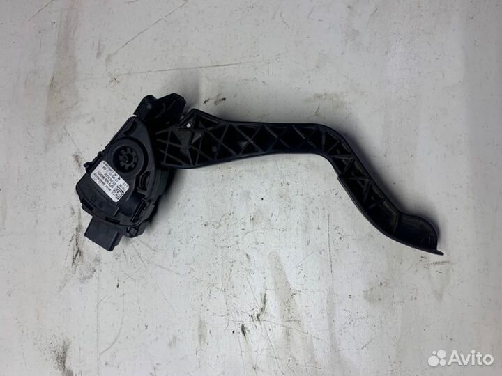 Электронная педаль газа Peugeot 207 coupe 1 2008