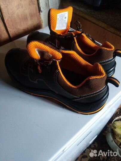 Ботинки летние мистраль новые