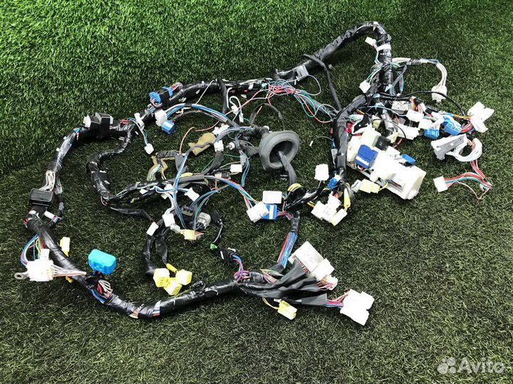 Проводка под торпедо Toyota Town Ace Noah CR50