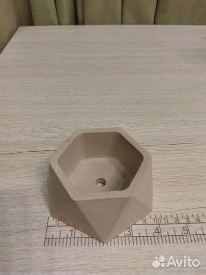 Кашпо из гипса