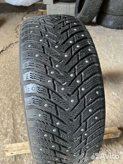 Nokian Tyres Hakkapeliitta 8 225/55 R17