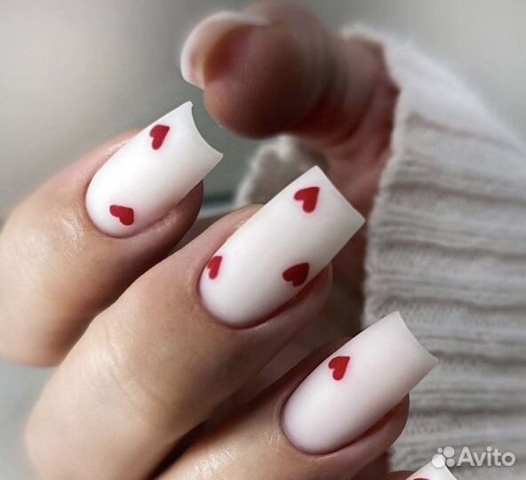 Требуются модели на маникюр