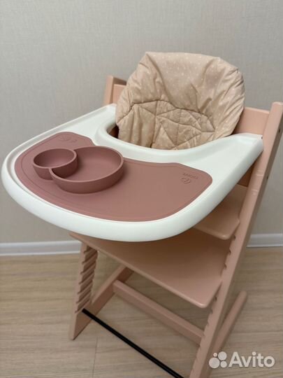 Силиконовая тарелка ezpz stokke tripp trapp