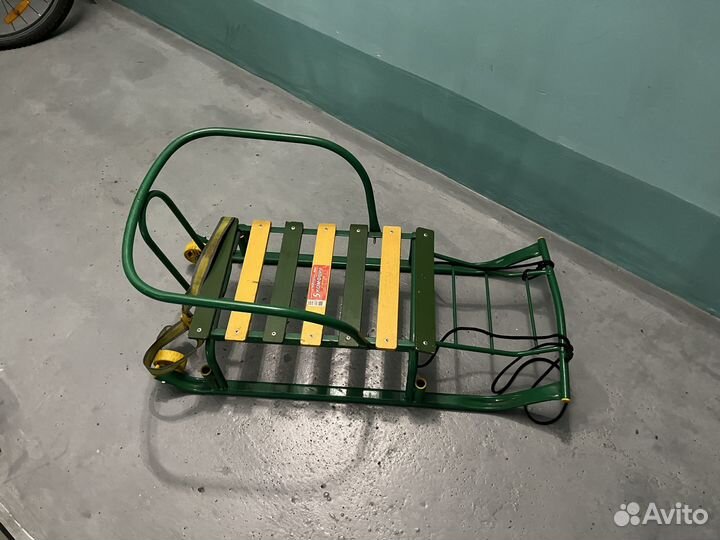 Санки на колесиках