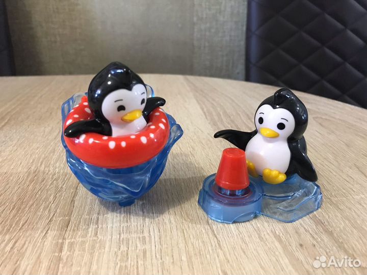 Игрушки из Kinder maxi Новогодние