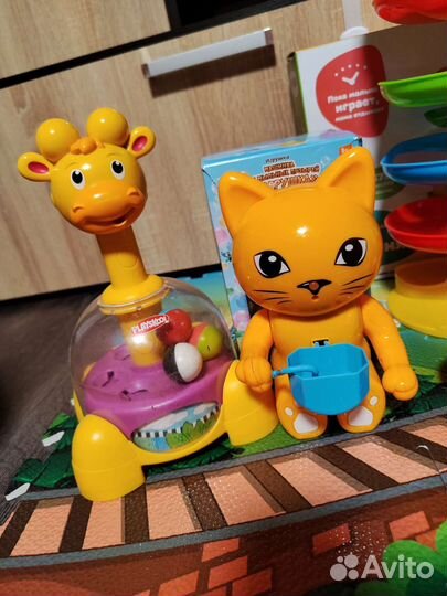 Развивающие игрушки для малышей пакетом