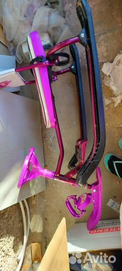 Детский снегокат со спинкой и ручкой