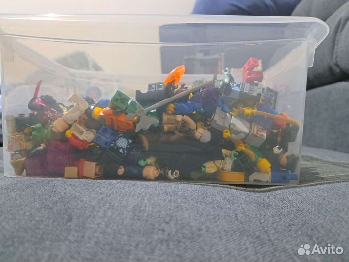 Lego минифигурки