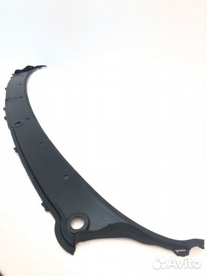 Накладка под лобовое стекло Bmw X5 E70 N52B30 2008