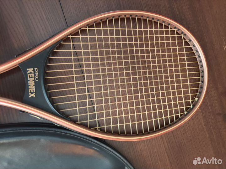 2 теннисных ракетки