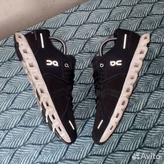 ON Running swiss engineering кроссовки беговые