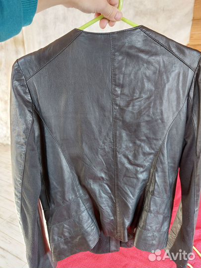 Кожаная куртка 46 размер