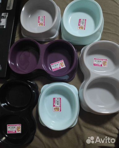 Миски, совки, лоток, игрушки, зуб щетка (обмен)