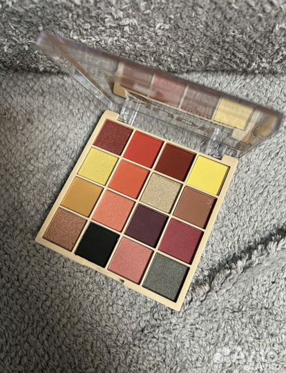 Тени для век