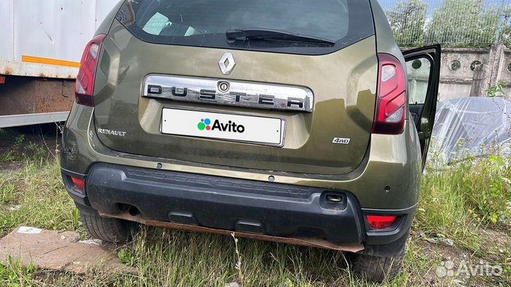 Renault Duster 2.0 AT, 2015, битый, 100 000 км