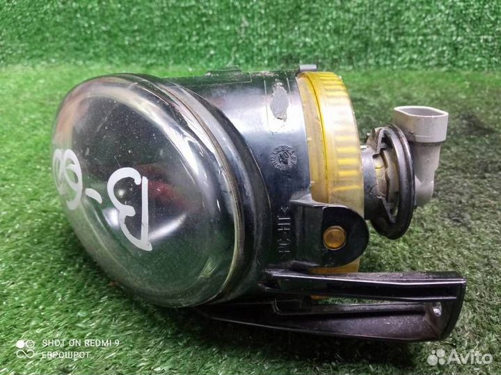 Фара противотуманная правая Volkswagen Passat (B6