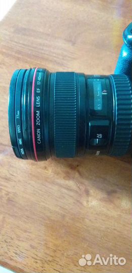 Зеркальный фотоаппарат canon 5d с объективом