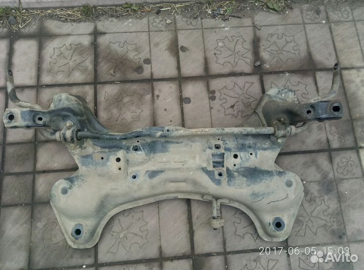 Подрамник хюндай солярис