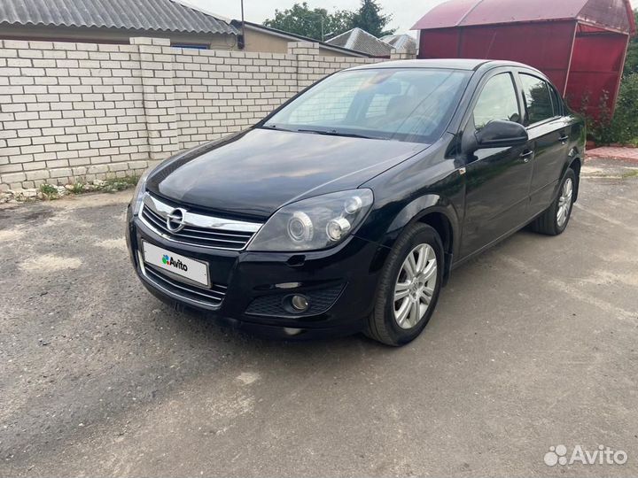 Opel Astra 1.6 МТ, 2010, 210 000 км