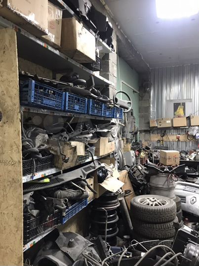 Гараж, > 30 м²