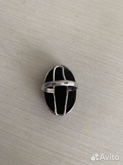 Серебряное кольцо
