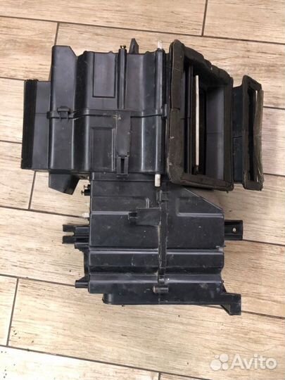 Корпус мотора печки Kia Spectra седан 1.6 2001