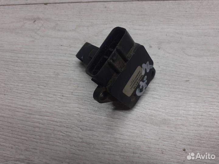 Датчик массового расхода воздуха дмрв