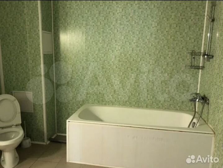 2-к. квартира, 101,2 м², 5/15 эт.