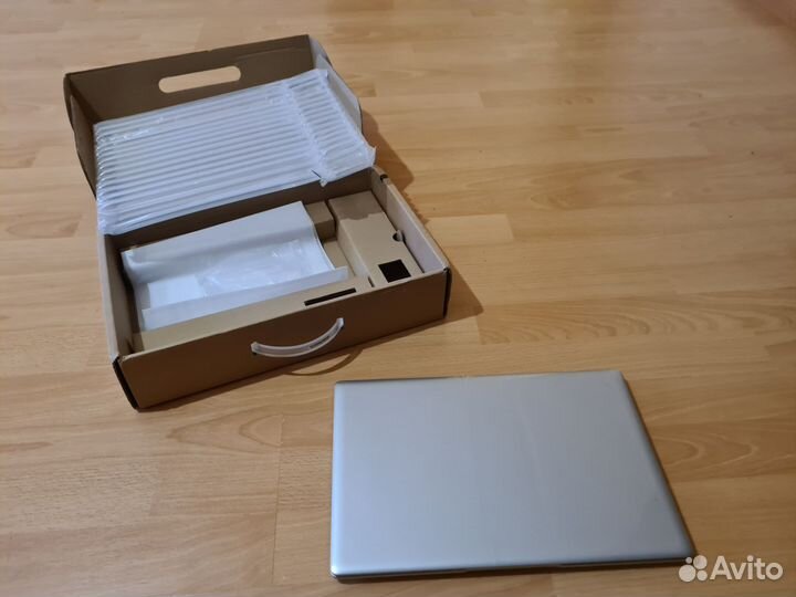 Ноутбук новый