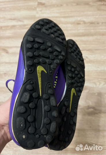 Сороконожки nike magista