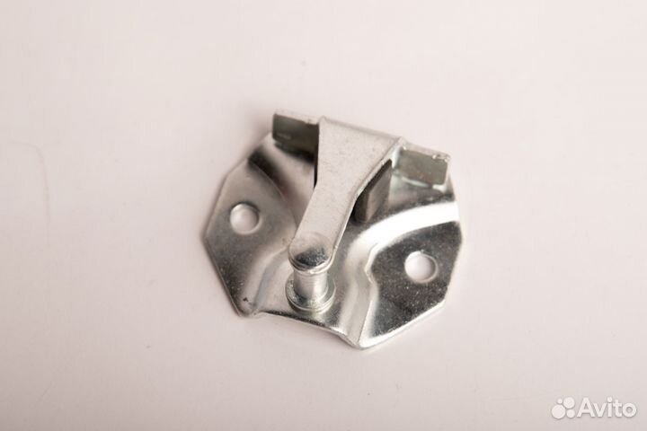 Петля замка багажника Powertec 69430-95J00