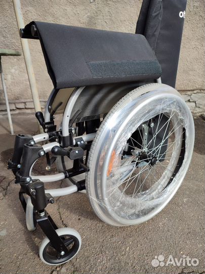 Кресло-коляска инвалидная ottobock