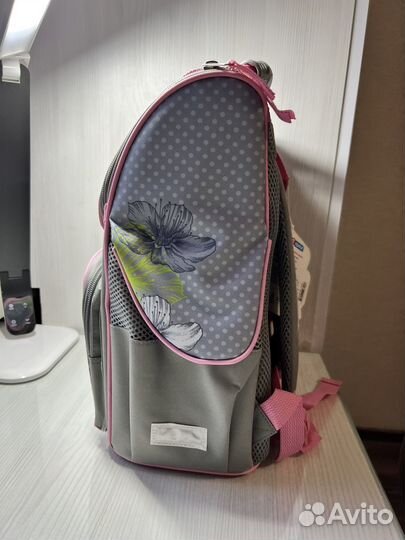 Рюкзак школьный для девочки новый