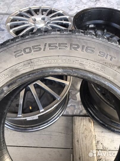 Nokian Tyres Hakkapeliitta 8 205/55 R16 91T