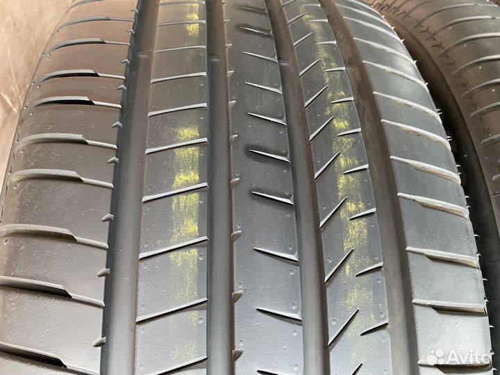 Bridgestone Alenza 001 285/45 R22 110H