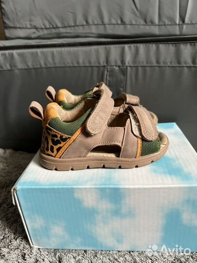 Детская обувь