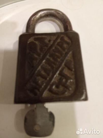 Замок Артель Металлург Сталинград