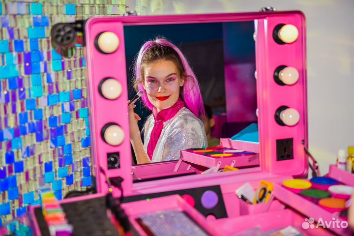 Вечеринка в стиле Уэнздей Аддамс