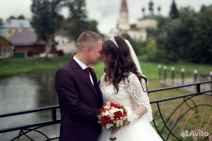 Свадебное платье