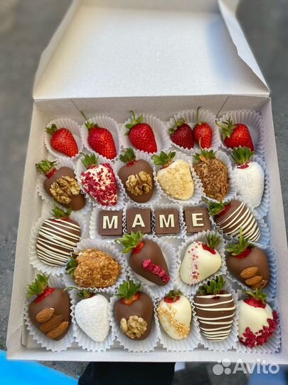 Обучение по букетам из клубники в шоколаде