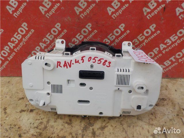 Щиток приборов Toyota Rav 4 2006-2013