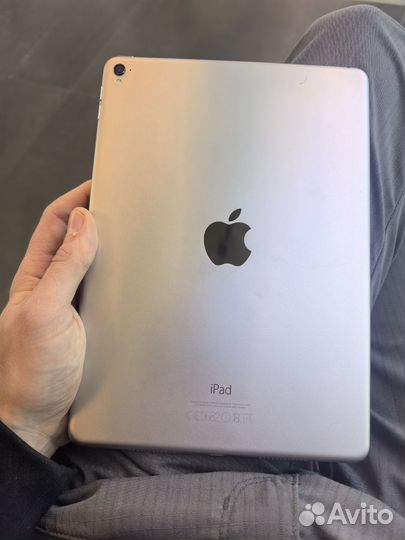 Apple iPad pro 9.7 2015 wifi