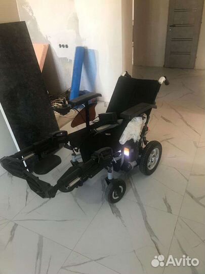 Продам электрический инвалидную коляску