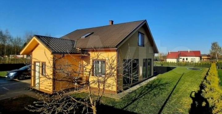 Дом 165 м² на участке 6 сот.