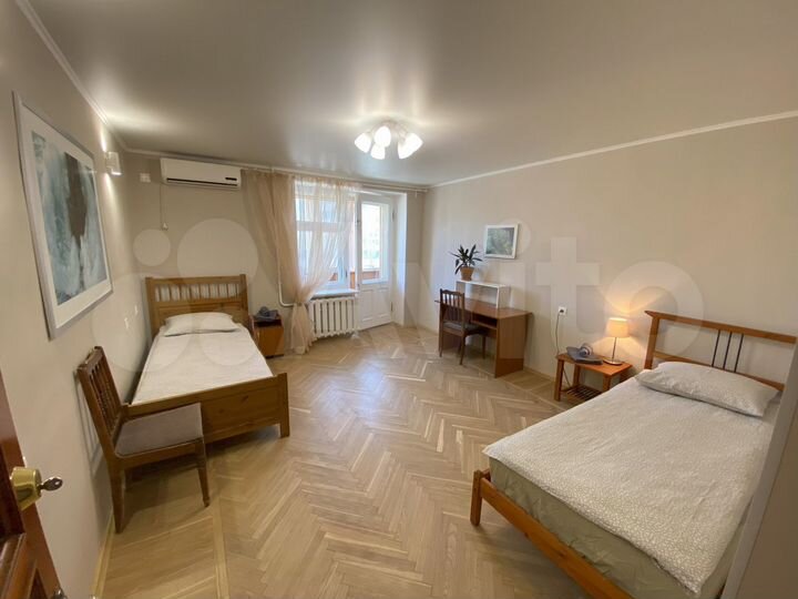 3-к. квартира, 84 м², 3/9 эт.