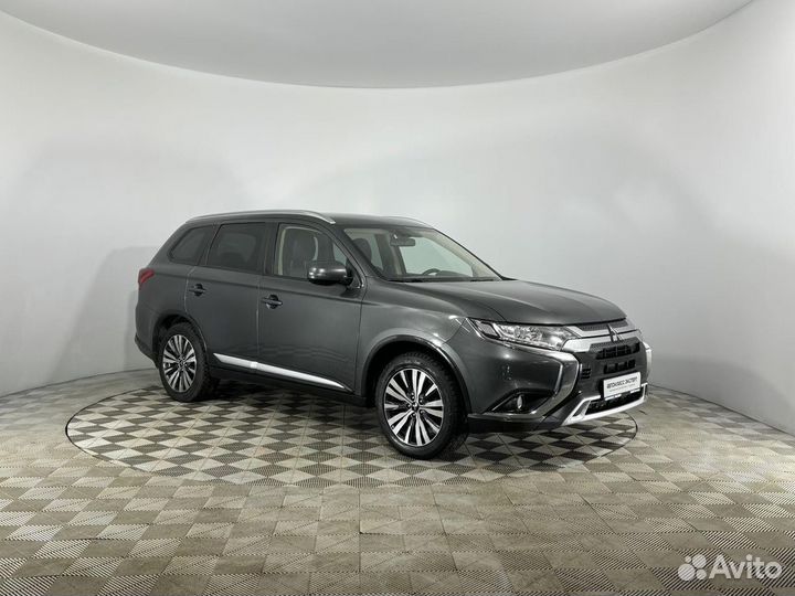 Mitsubishi Outlander 2.0 CVT, 2019, 225 975 км