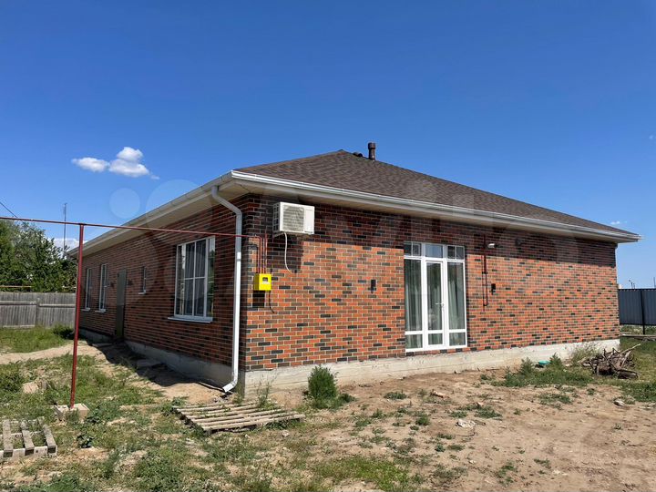 Дом 220 м² на участке 8 сот.