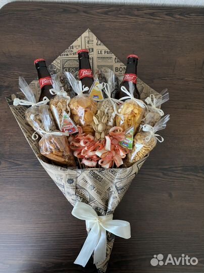 Клубника в шоколаде, съедобные букеты